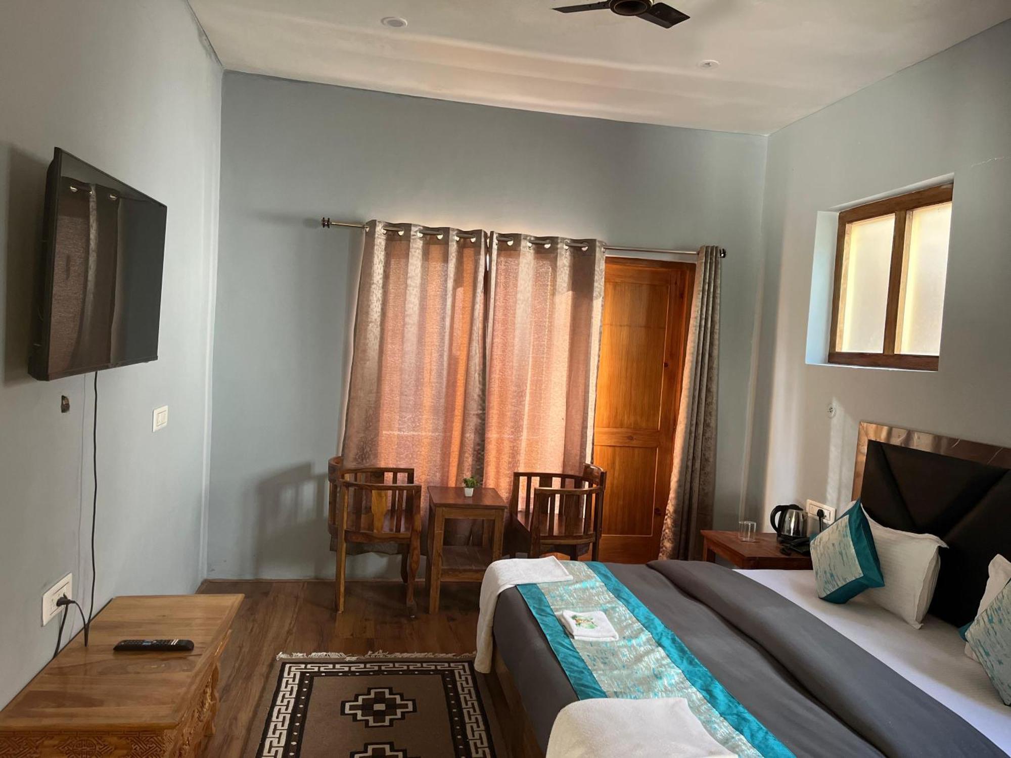 Honey Bee Otel Leh Dış mekan fotoğraf