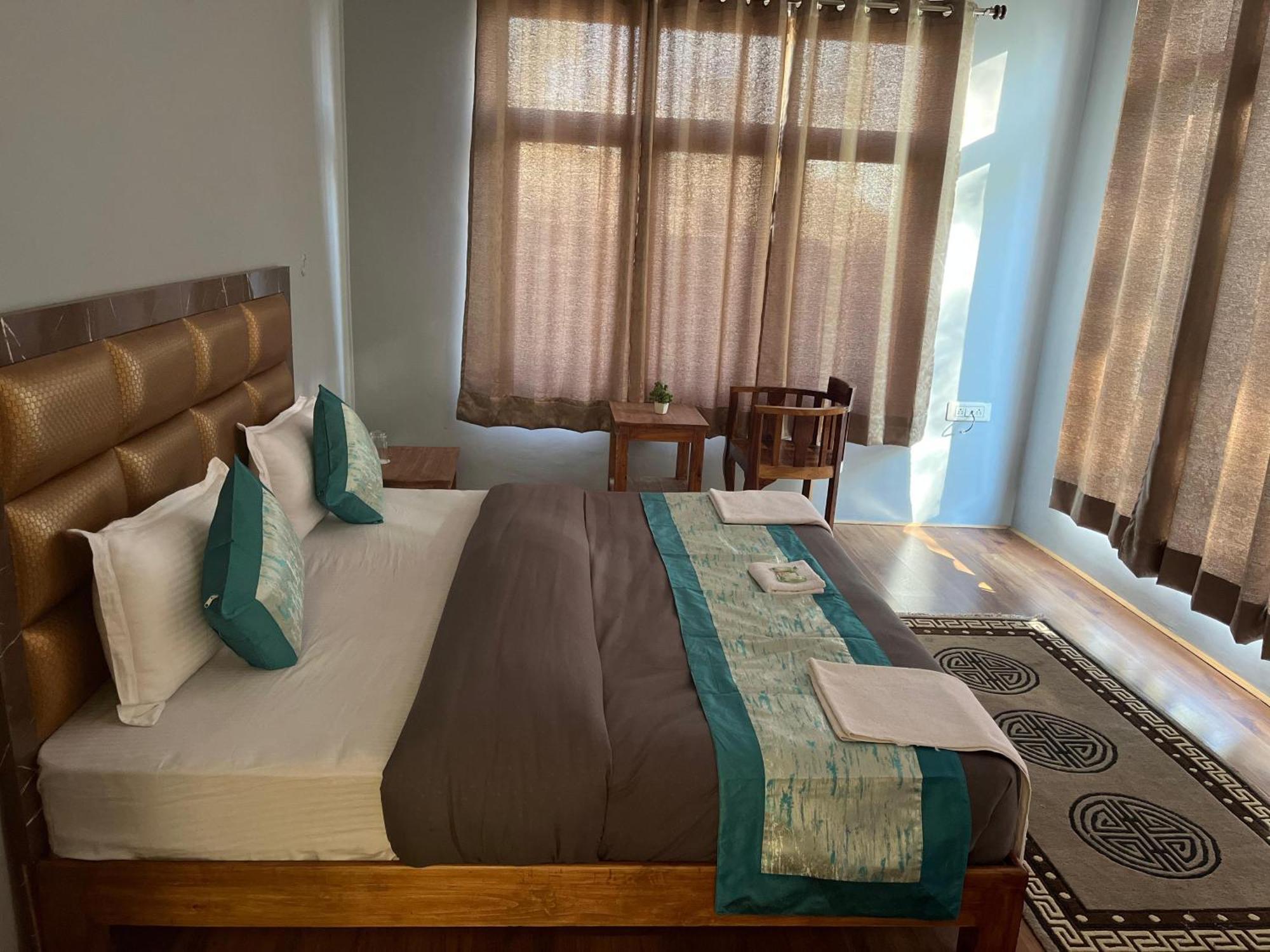 Honey Bee Otel Leh Dış mekan fotoğraf